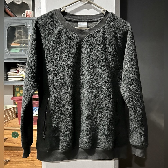 Columbia Other - Columbia fleece sweatshirt. Mildly used. Size small